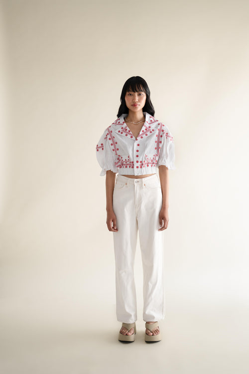 Gerbera Daisy puff sleeve embroidered top in 100% linen, women’s, front view – EXPLICIT streetwear UAE, Dubai & Abu Dhabi