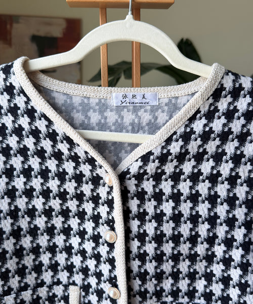 Vintage Buttoned Black White Pattern — Women – The Revival Line, EXPLICIT streetwear UAE (2/2)