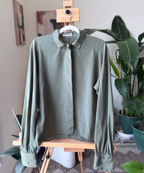 Vintage Buttoned Shirt Green Classic — Women – The Revival Line, EXPLICIT streetwear UAE (1/3)