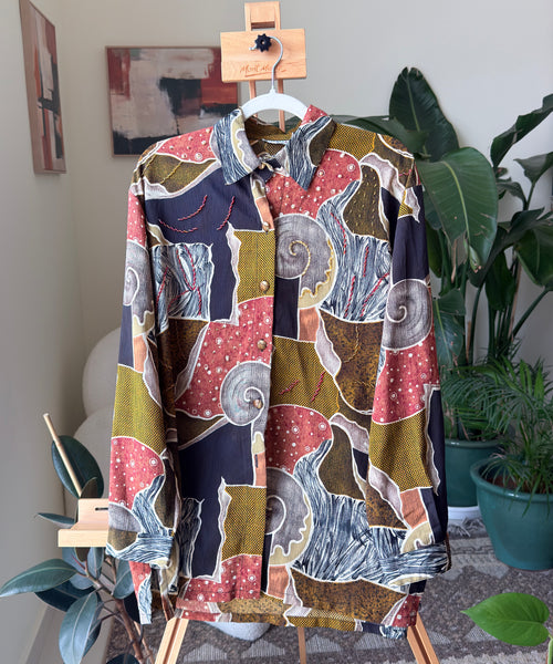 Vintage Buttoned Shirt Multi Color Pattern Classic — Women – The Revival Line, EXPLICIT streetwear UAE (1/3)