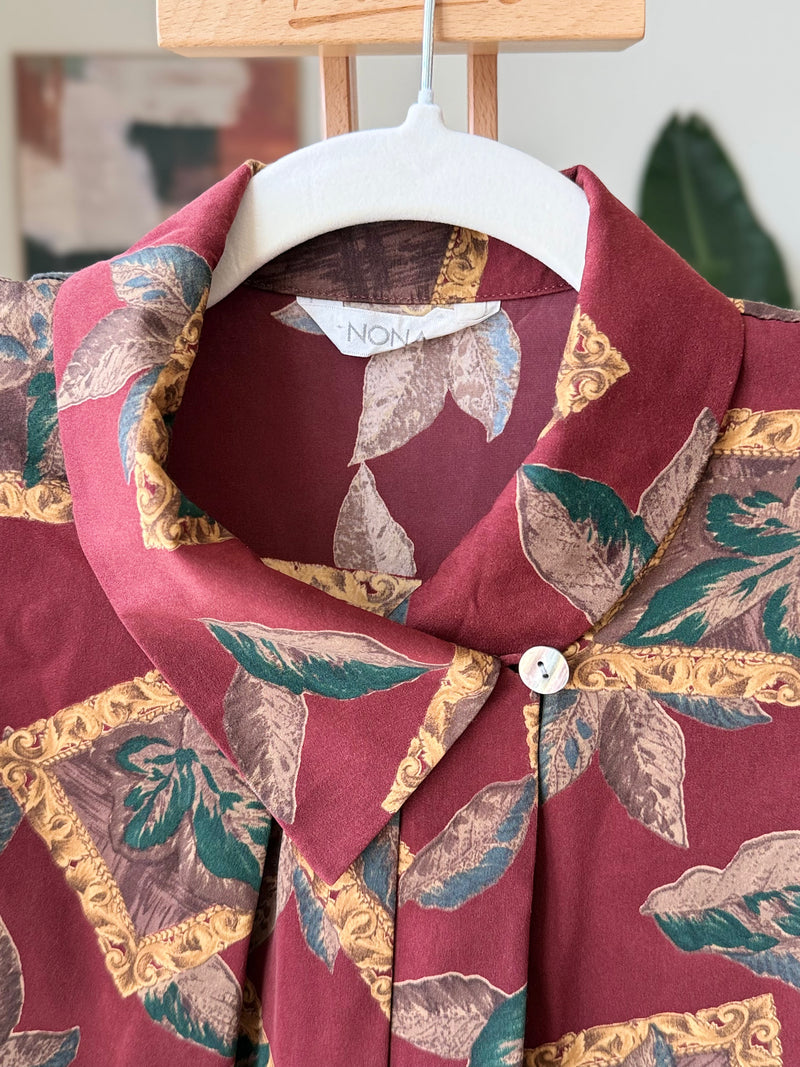 EXPLICIT Vintage Classic Maroon Button-up Pleated Shirt — Women 2