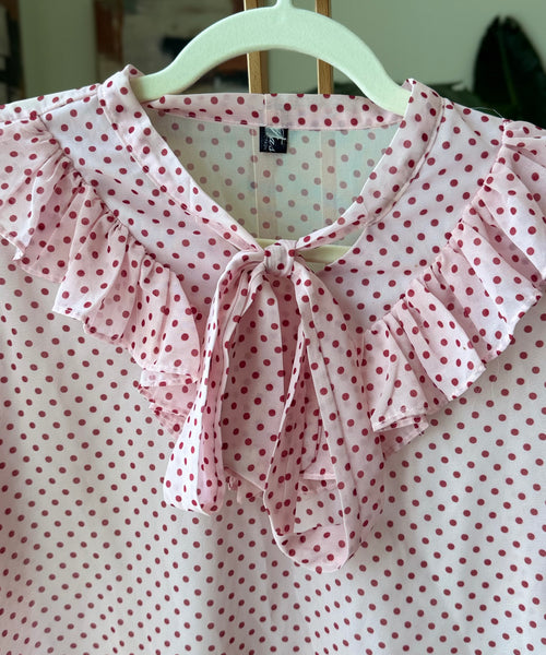 Vintage Pink Polkadot Ruffle Collar — Women – The Revival Line, EXPLICIT streetwear UAE (2/2)